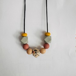 Mum Necklace | Travelling  with you