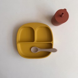 Baby Led Weaning Set Plate + Training Cup with straw  + Spoon Mix curry/sand/brick Baby Led Weaning Set Plate + Training Cup with straw  + Spoon Mix curry/sand/brick