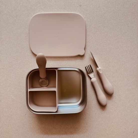 Lunchbox Stainless steel with silicone compartment Sand 800ml Lunchbox Stainless steel with silicone compartment Sand 800ml