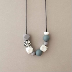 Mum Teething Necklace Baby, it's cold outside Mum Teething Necklace Baby, it's cold outside