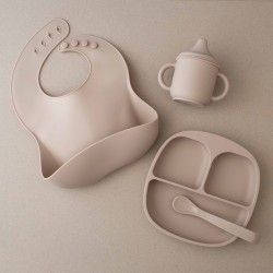 MY FIRST FEEDING SET SAND FOR BABIES 6M+ MY FIRST FEEDING SET SAND FOR BABIES 6M+