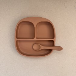 Training Silicone Plate with Spoon Nino Caramel 6m+ Training Silicone Plate with Spoon Nino Caramel 6m+