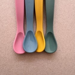 Silicone Training Spoon "Signature Collection" Silicone Training Spoon "Signature Collection"