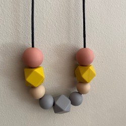 Mum Necklace | Hara Mum Necklace | Hara