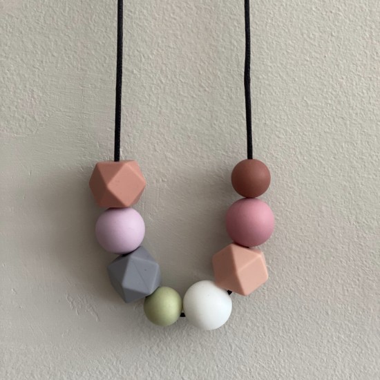 Mum Necklace |Girl, I was there Mum Necklace |Girl, I was there