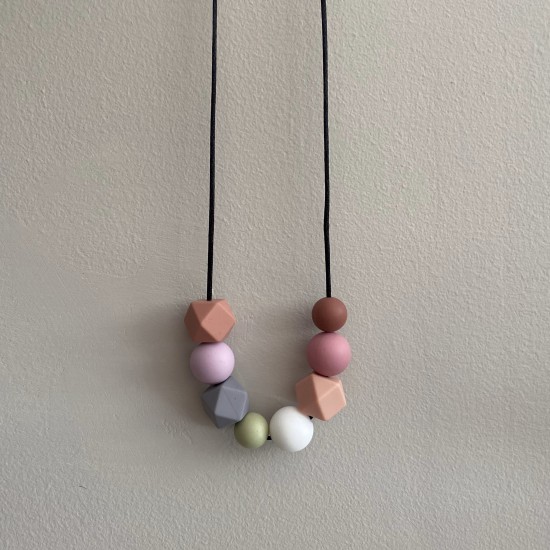 Mum Necklace |Girl, I was there Mum Necklace |Girl, I was there