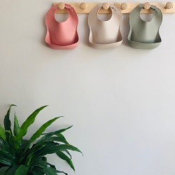 Silicone Bib Milk Rose bloom