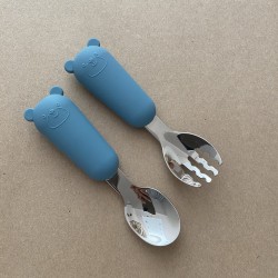 Set Silicone and Stainless Steel Spoon + Fork | I am big 6m+ smoke blue Set Silicone and Stainless Steel Spoon + Fork | I am big 6m+ smoke blue