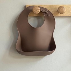 Silicone Bib Nino CHOCOLATE  Silicone Bib Nino CHOCOLATE